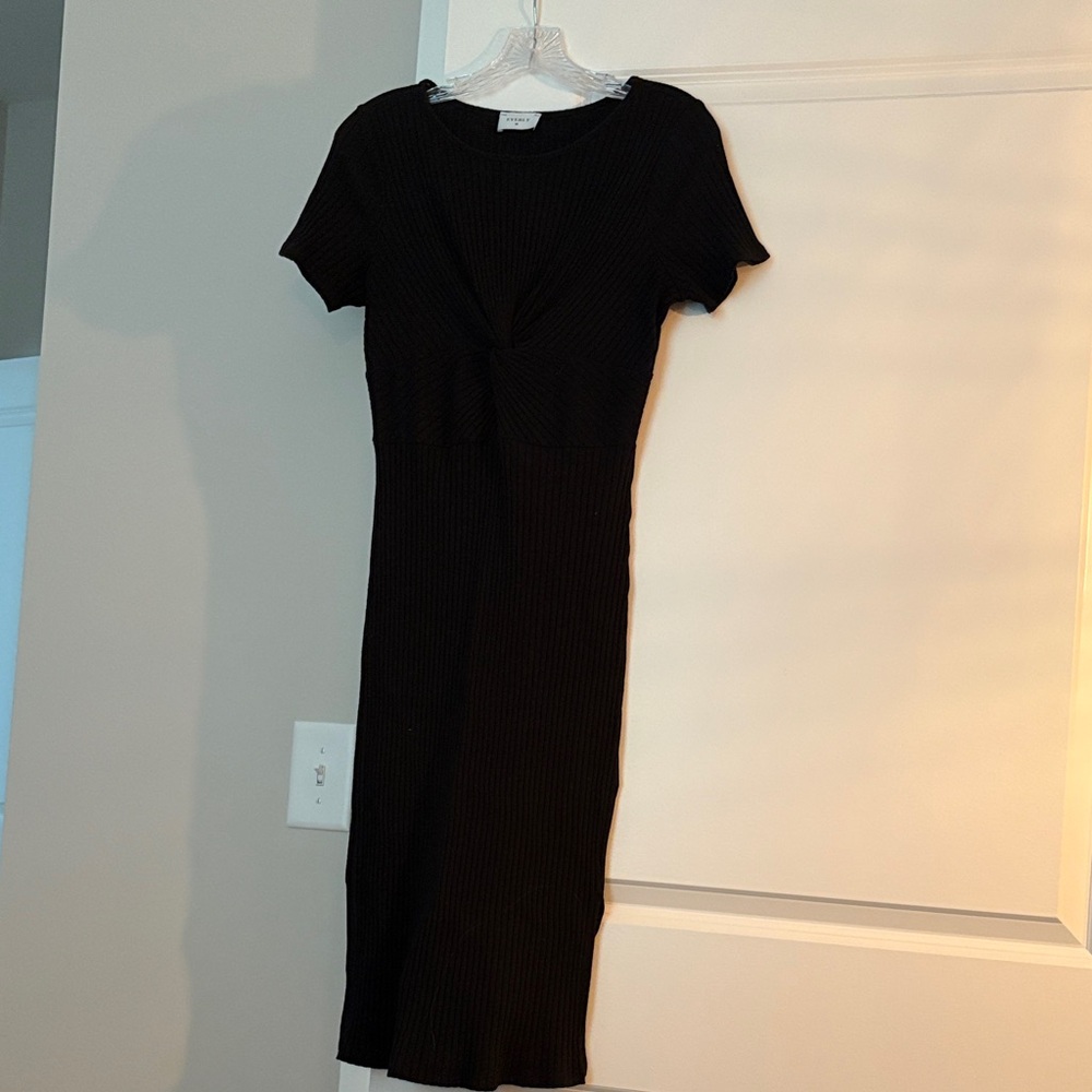 Everly Black Ribbed Midi Dress
